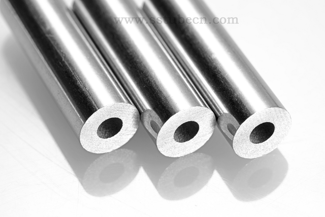 Paduan Nikel Pipa dan Tabung Mulus