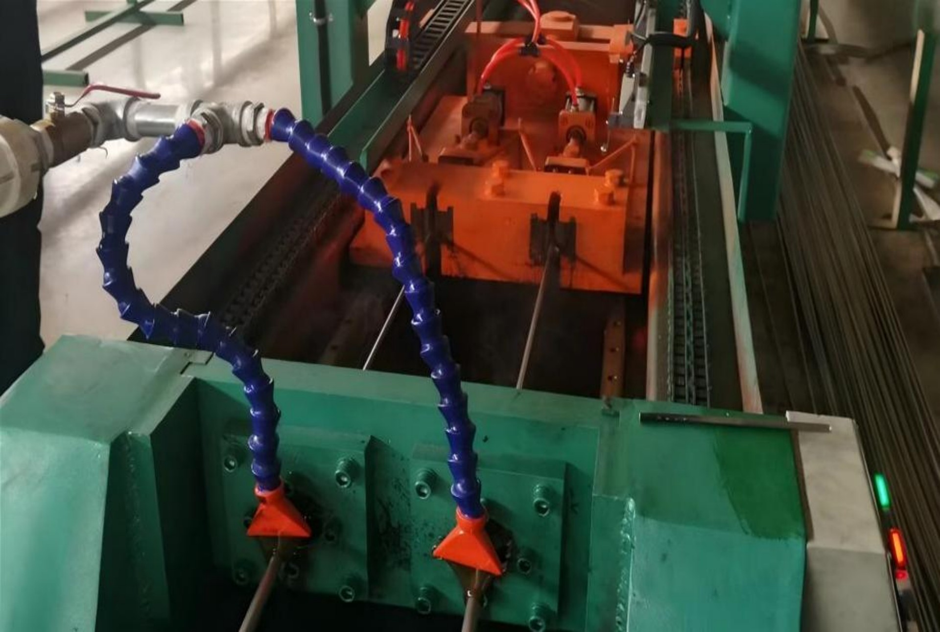 Mesin Penari Dingin